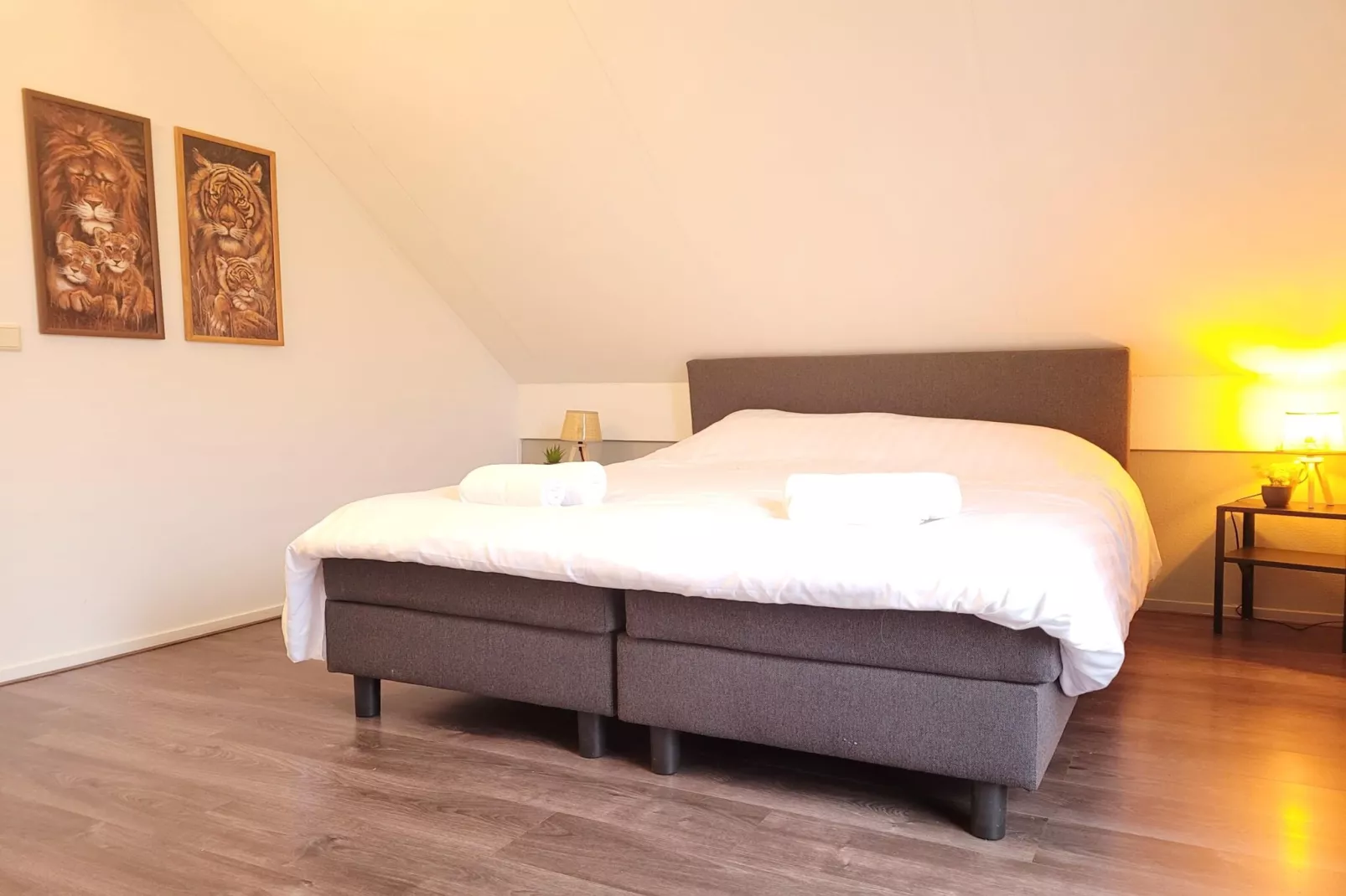 6 - Persons Forest Bungalow (copy) - Slaapkamer