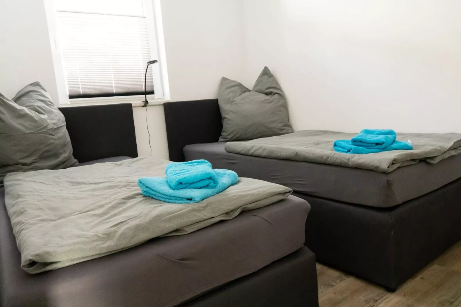 Altes Bootshaus alle Wohnungen - Slaapkamer