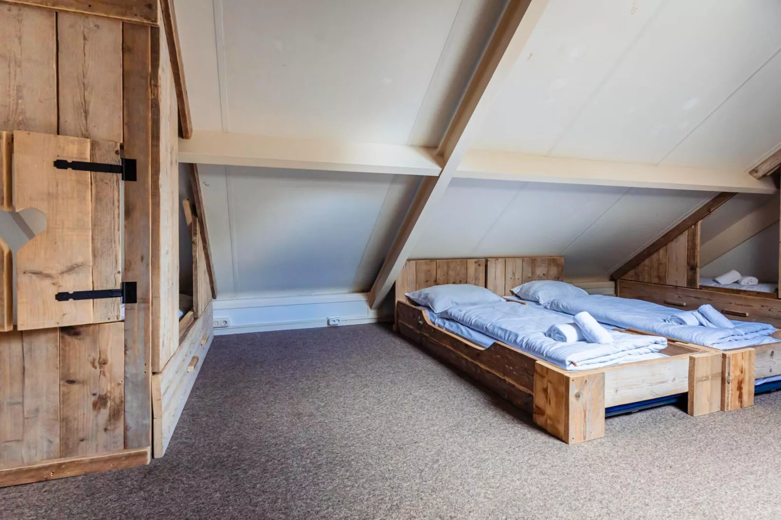 16 - Persons Family bungalow - Slaapkamer