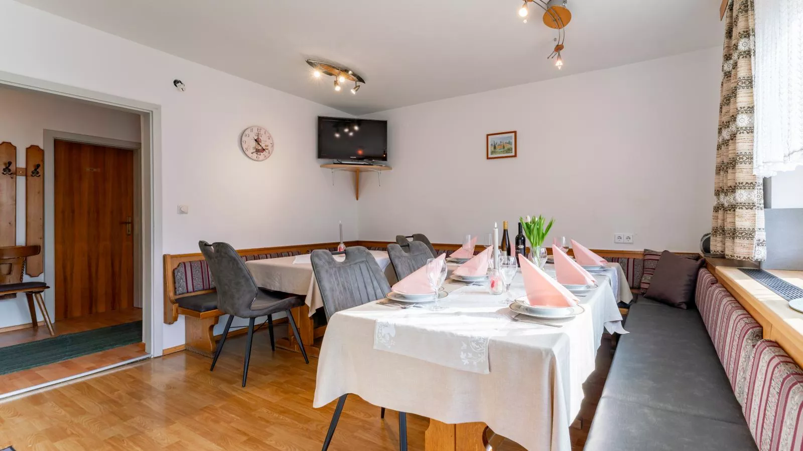 Nussbaumer S - Eetkamer