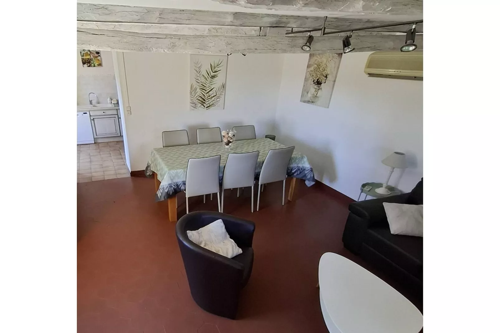 Jolie maison le Catalo - Eetkamer