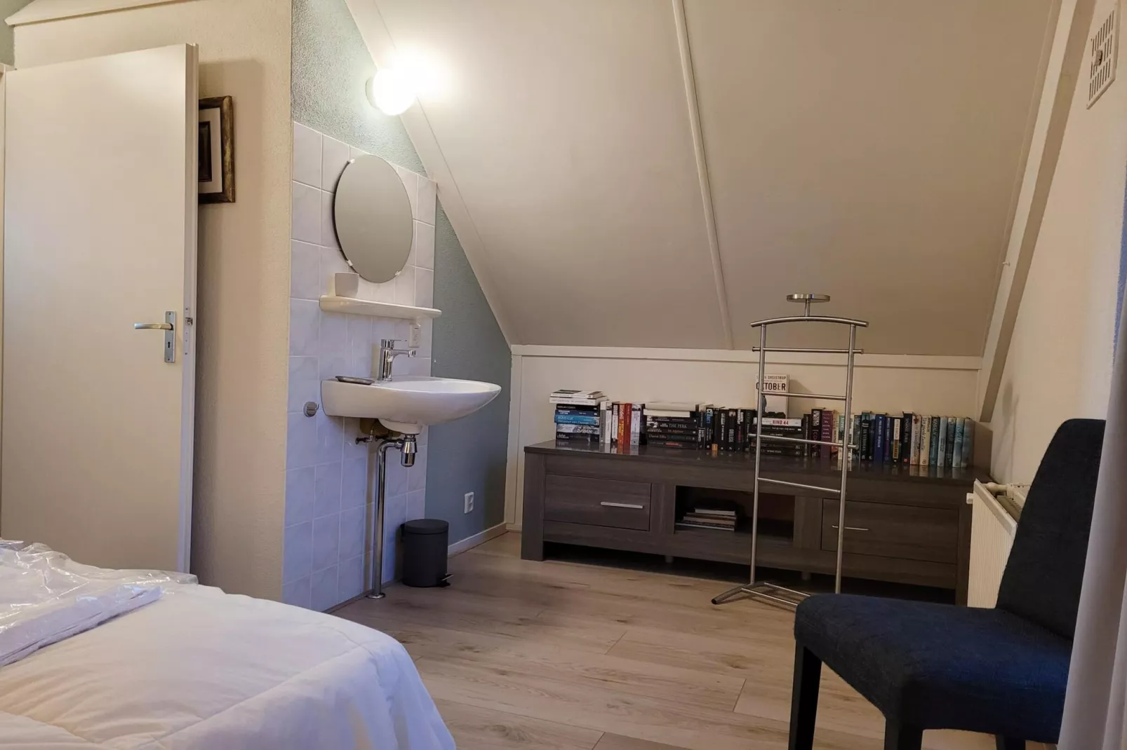 6 - Person Forest Pet & Family Bungalow - Slaapkamer
