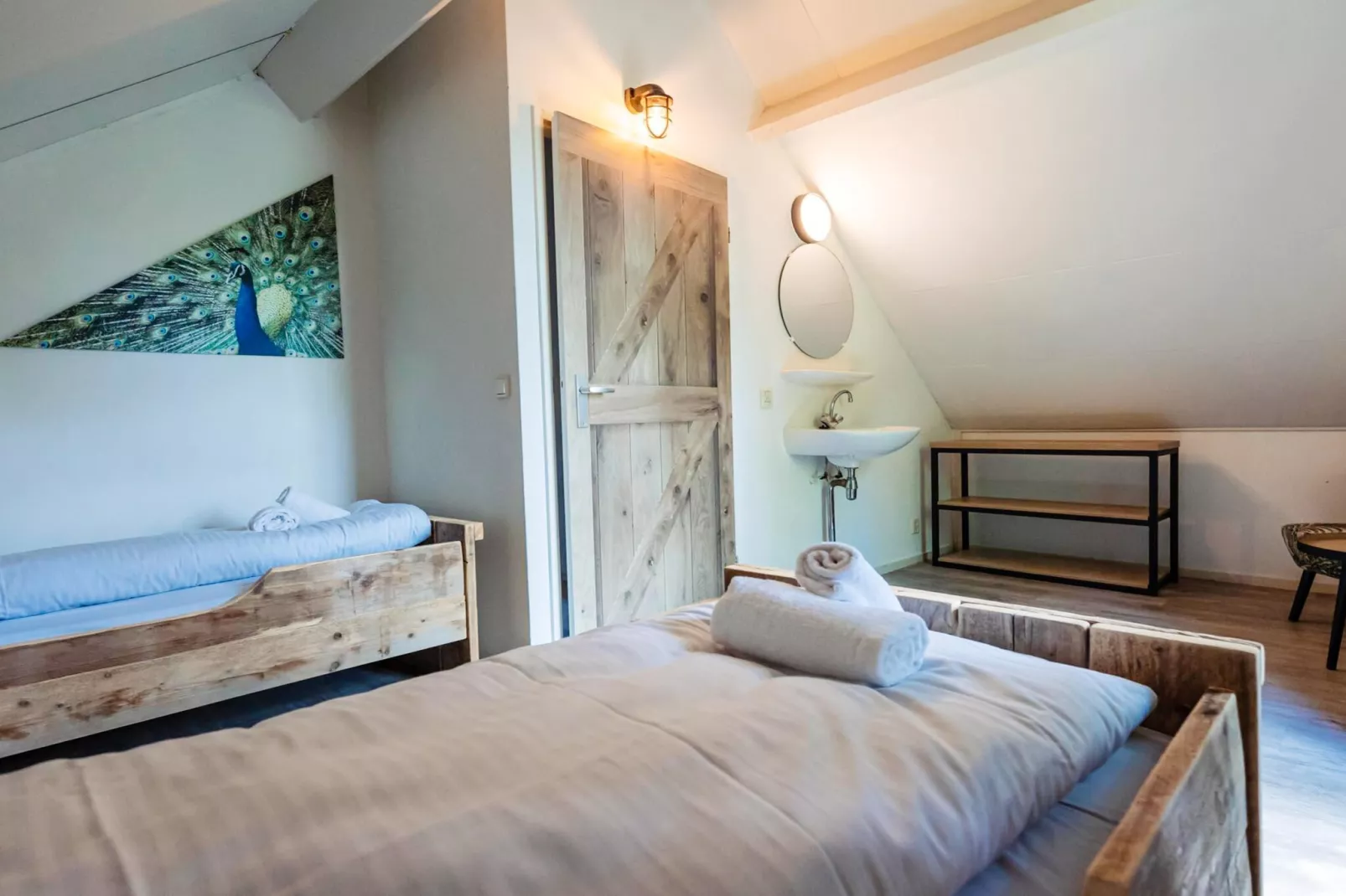 6 - Persons Lakeside Child-friendly Bungalow - Slaapkamer