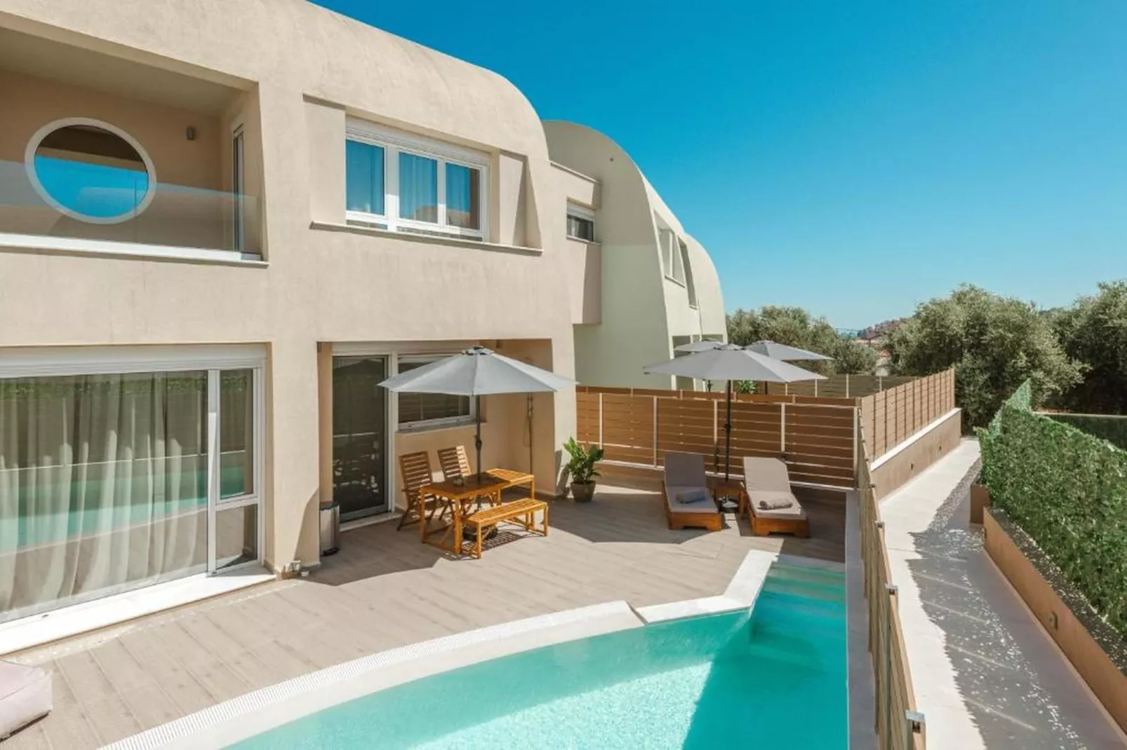 Villa Encanto - Buitenkant zomer