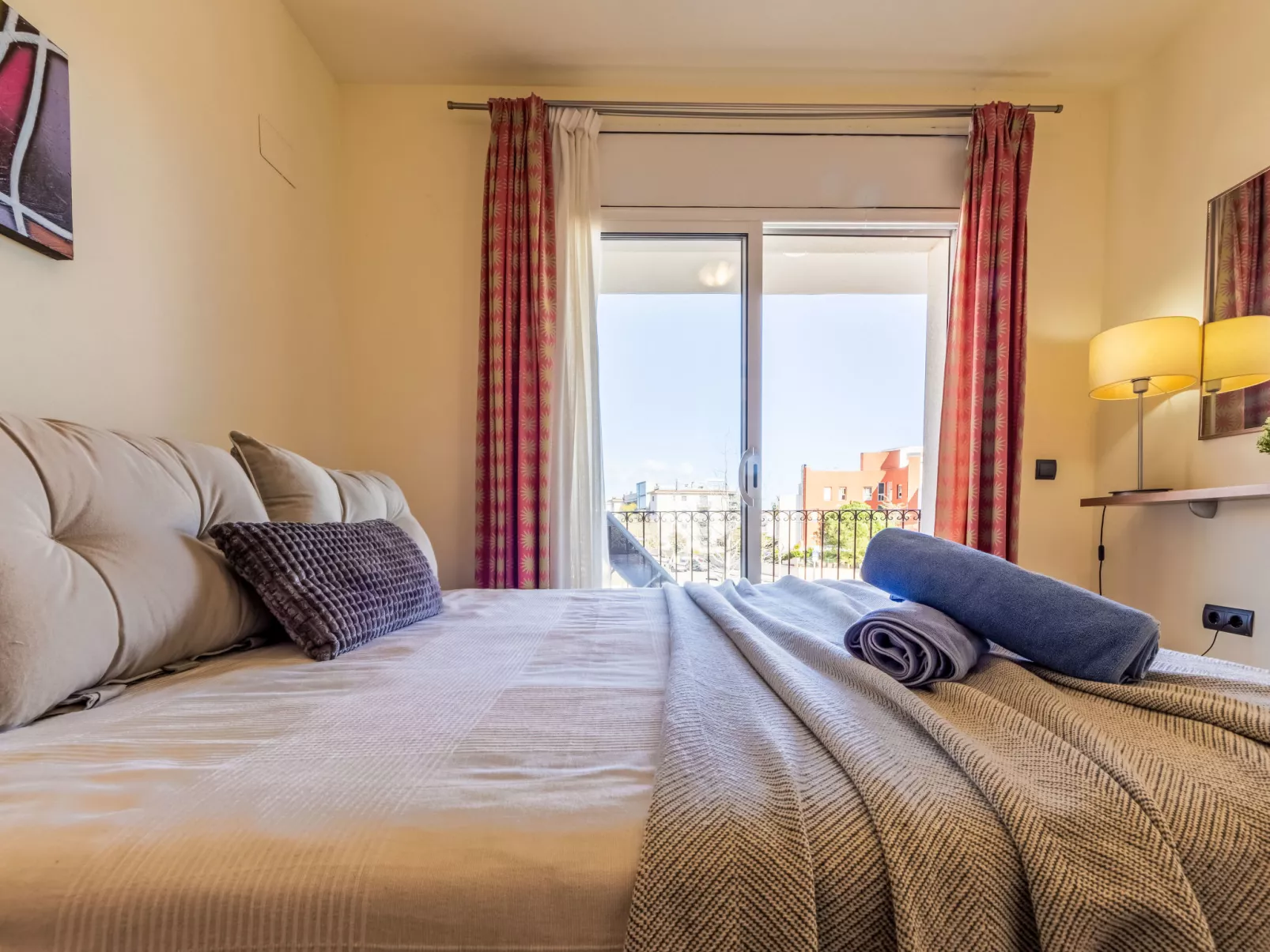 Golden Beach - Binnen