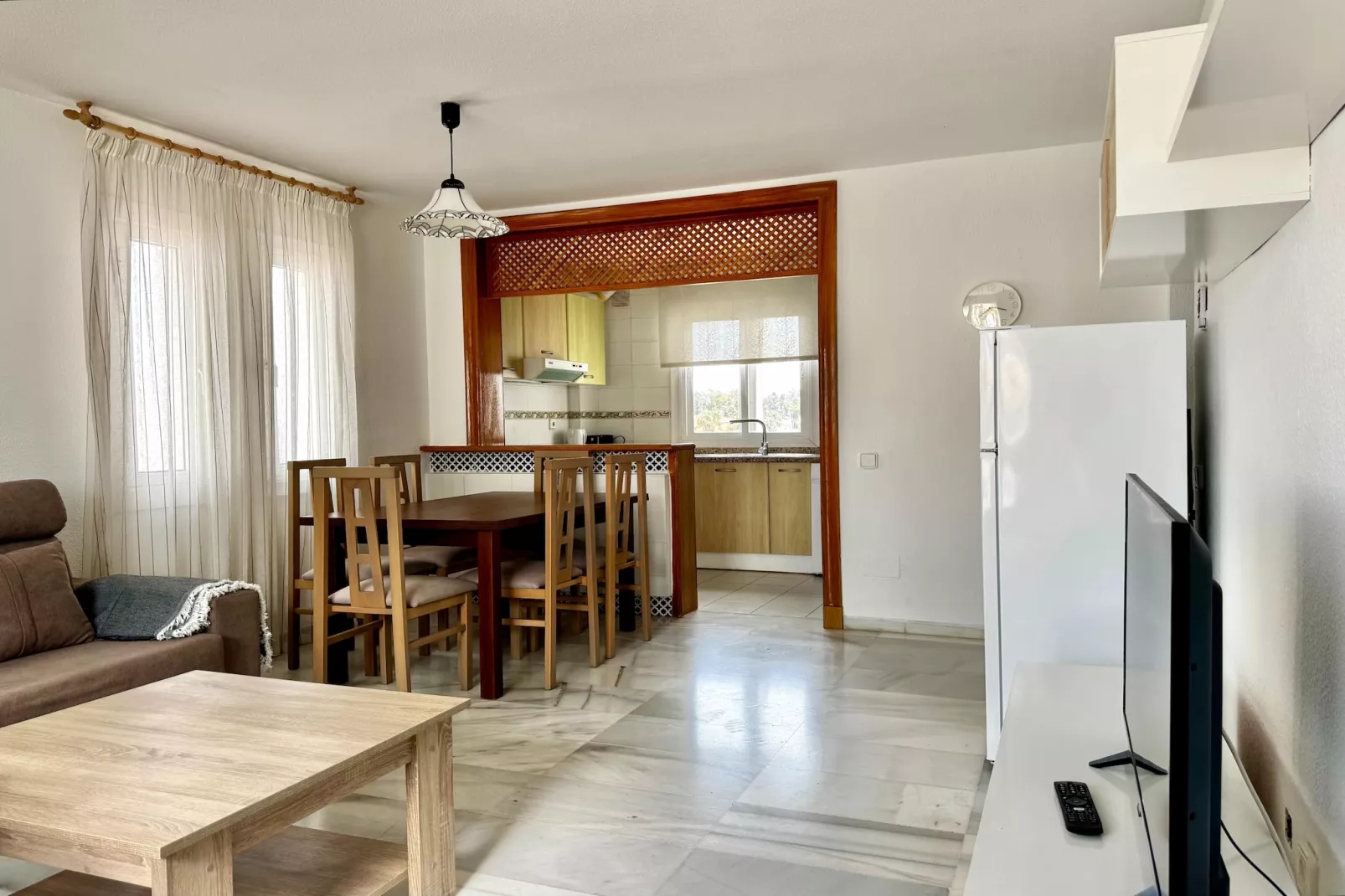 Golf Center 13 1-24 - Woonkamer