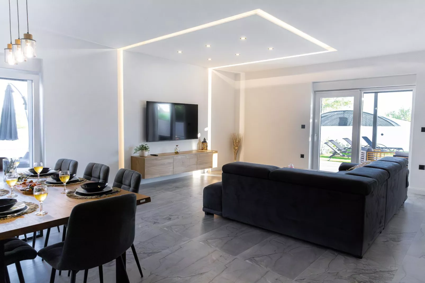 HOLIDAY HOME NENA - Woonkamer