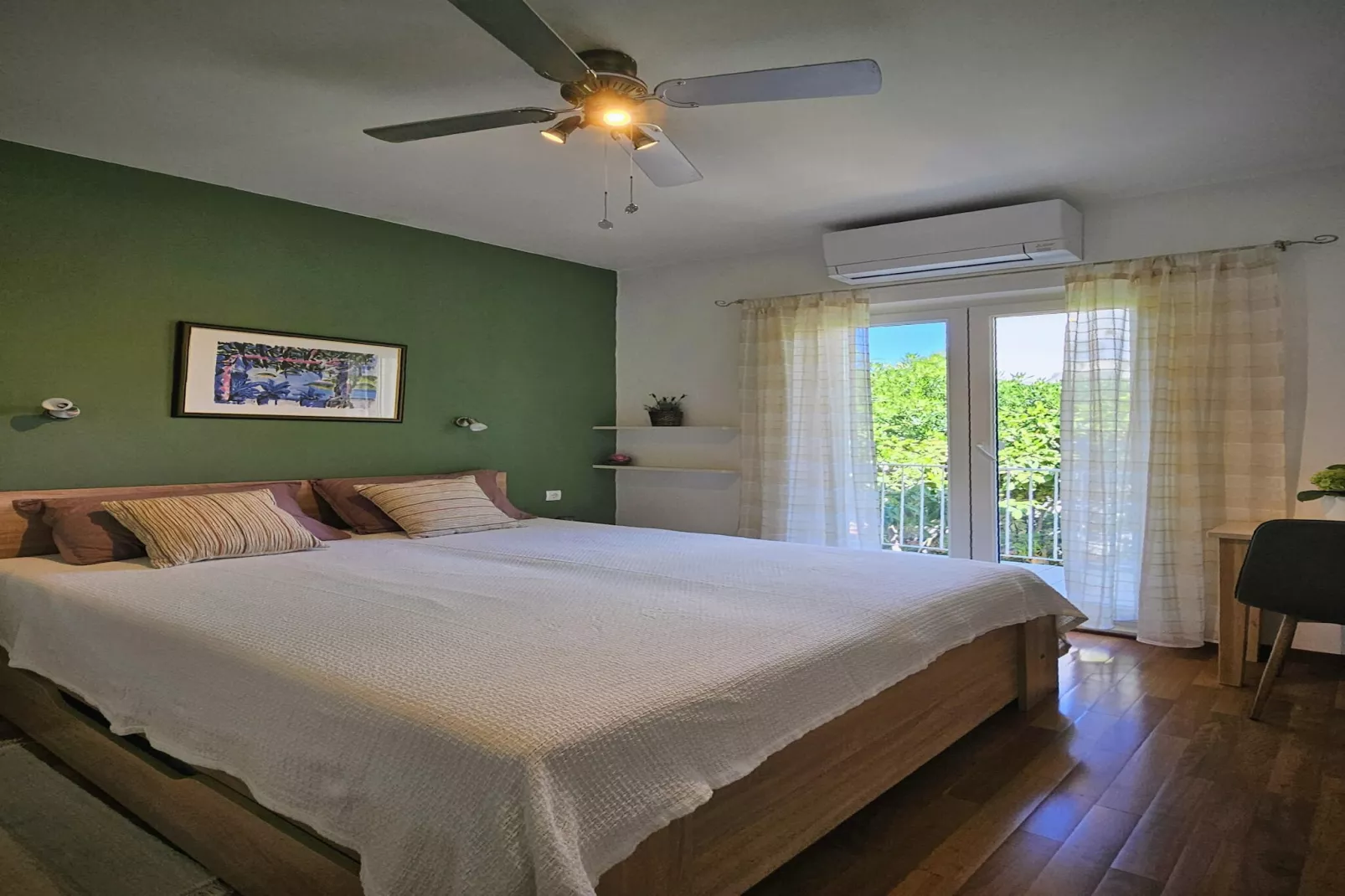 Beach House Nono - Four Bedroom Villa with Swimming Pool - Slaapkamer