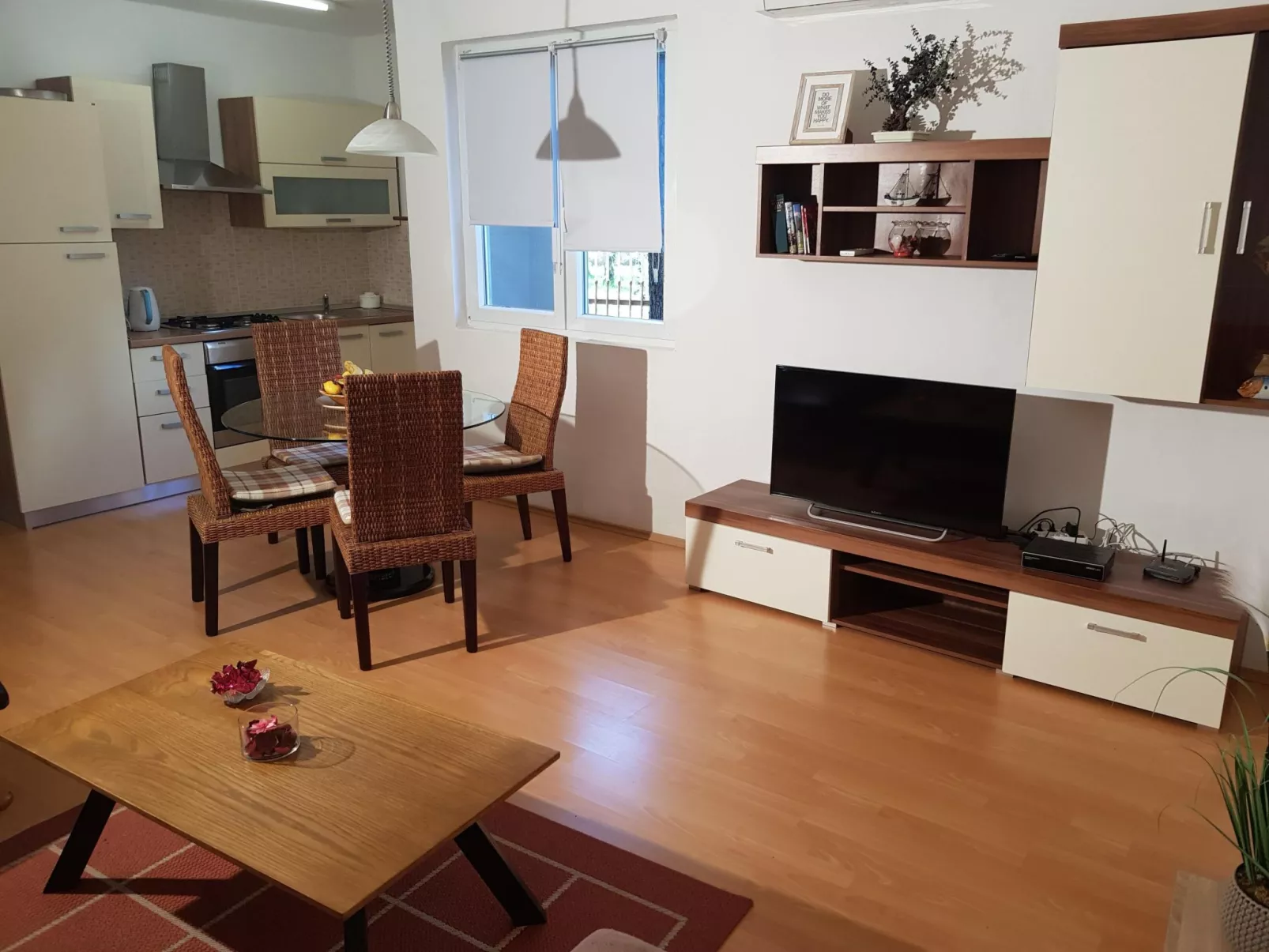 Wohnung mit Schwimmbad - Image-tags.info