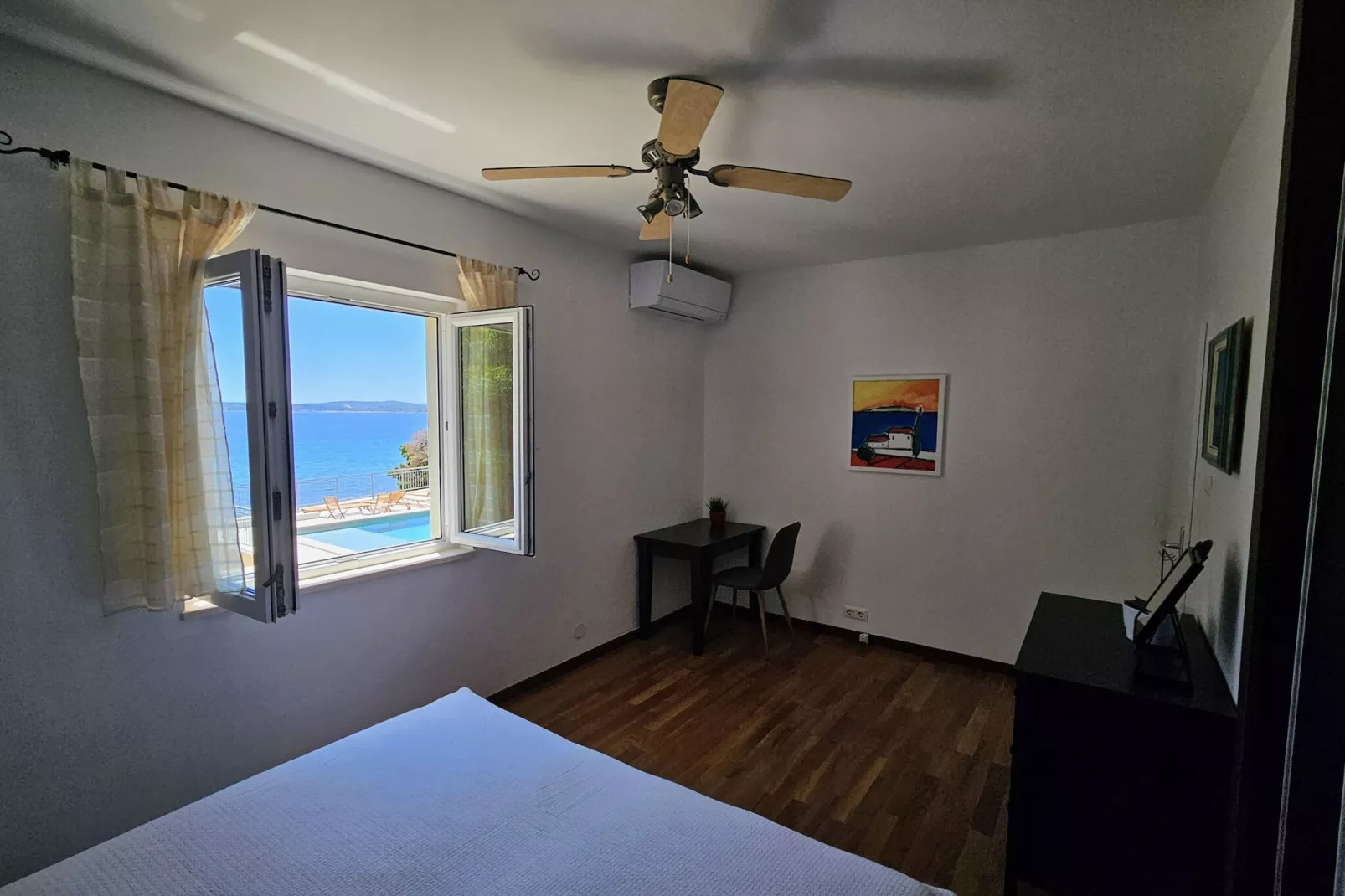 Beach House Nono - Four Bedroom Villa with Swimming Pool - Slaapkamer