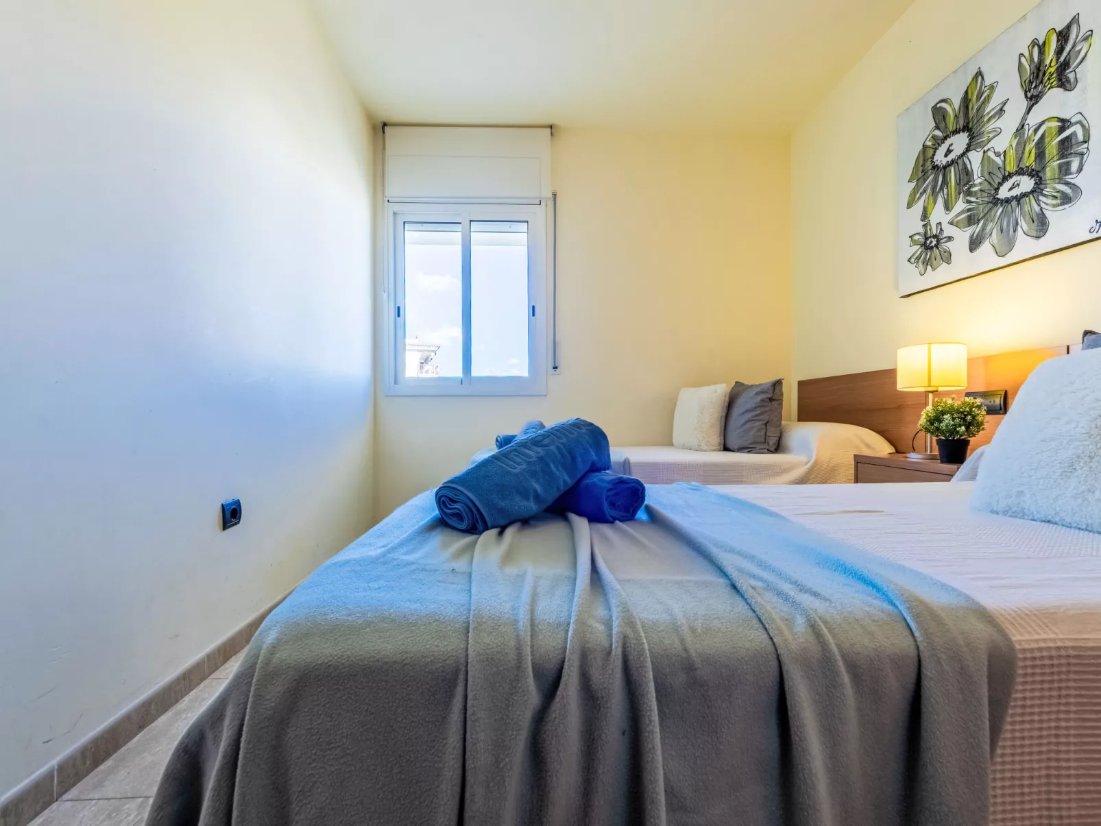 Golden Beach - Binnen