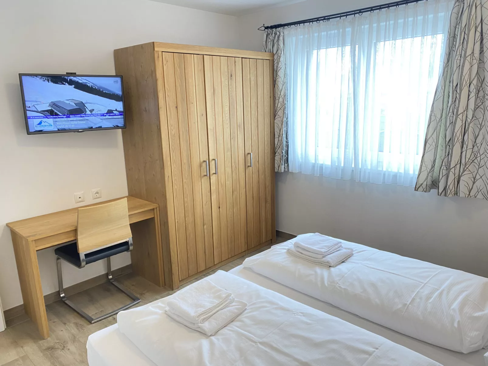 1_ZMO4 - Kitzview Terrace Apartment - Binnen