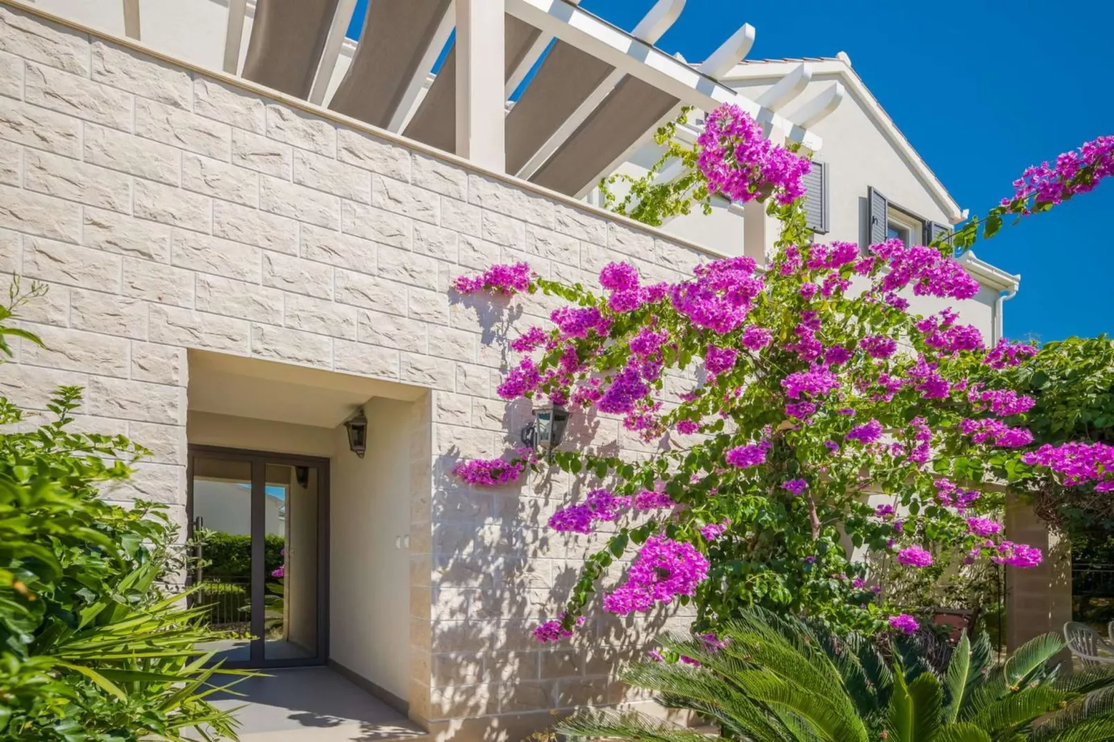 Apartment Oaza - Three Bedroom Apartment with Terrace and Sea View - Buitenlucht