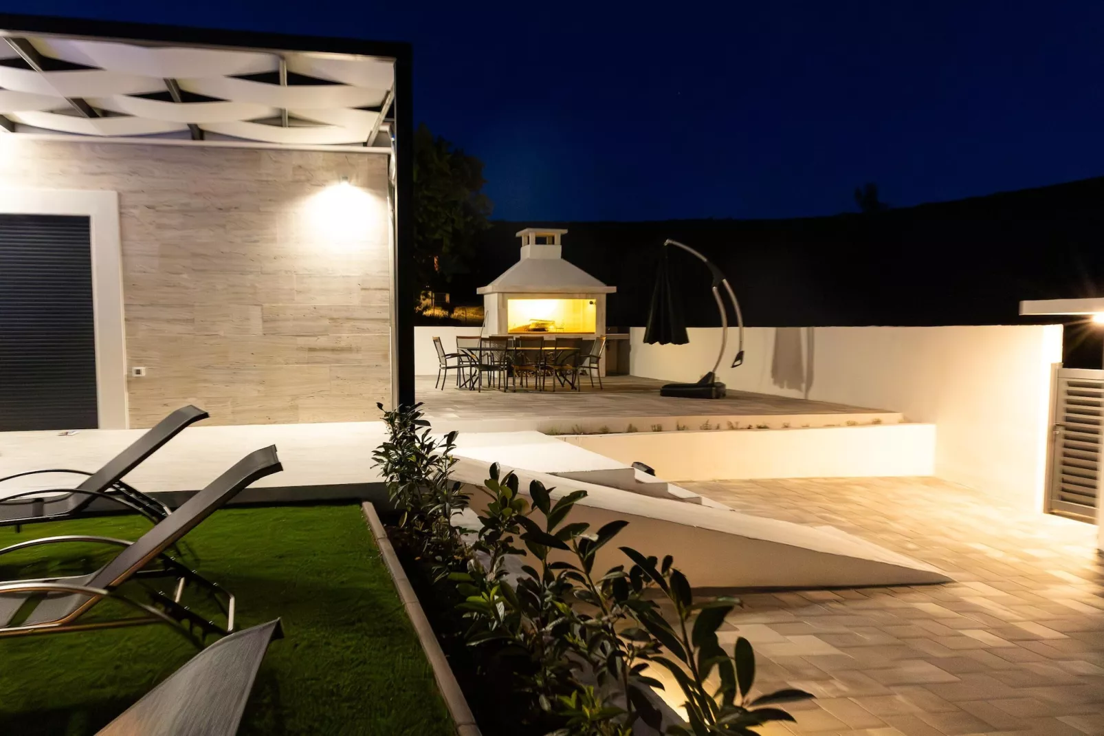 HOLIDAY HOME NENA - Terrasbalkon