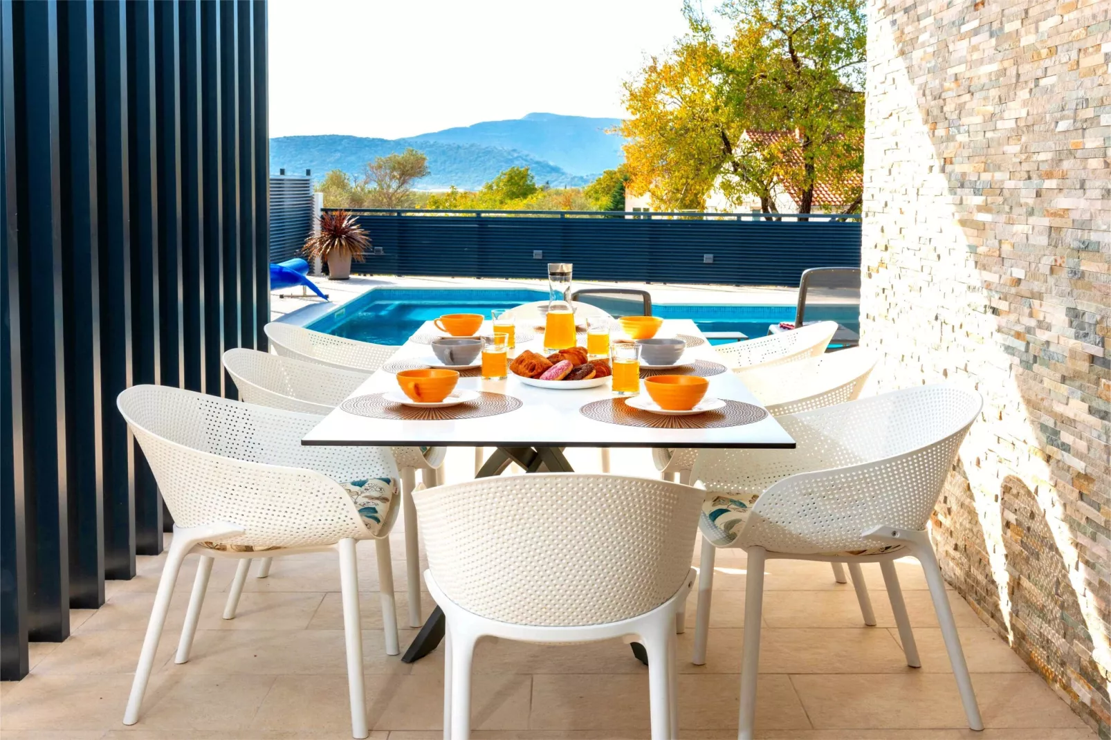 VILLA CASA MIA LUXURY RETREAT WITH SWIMMING POOL - Terrasbalkon