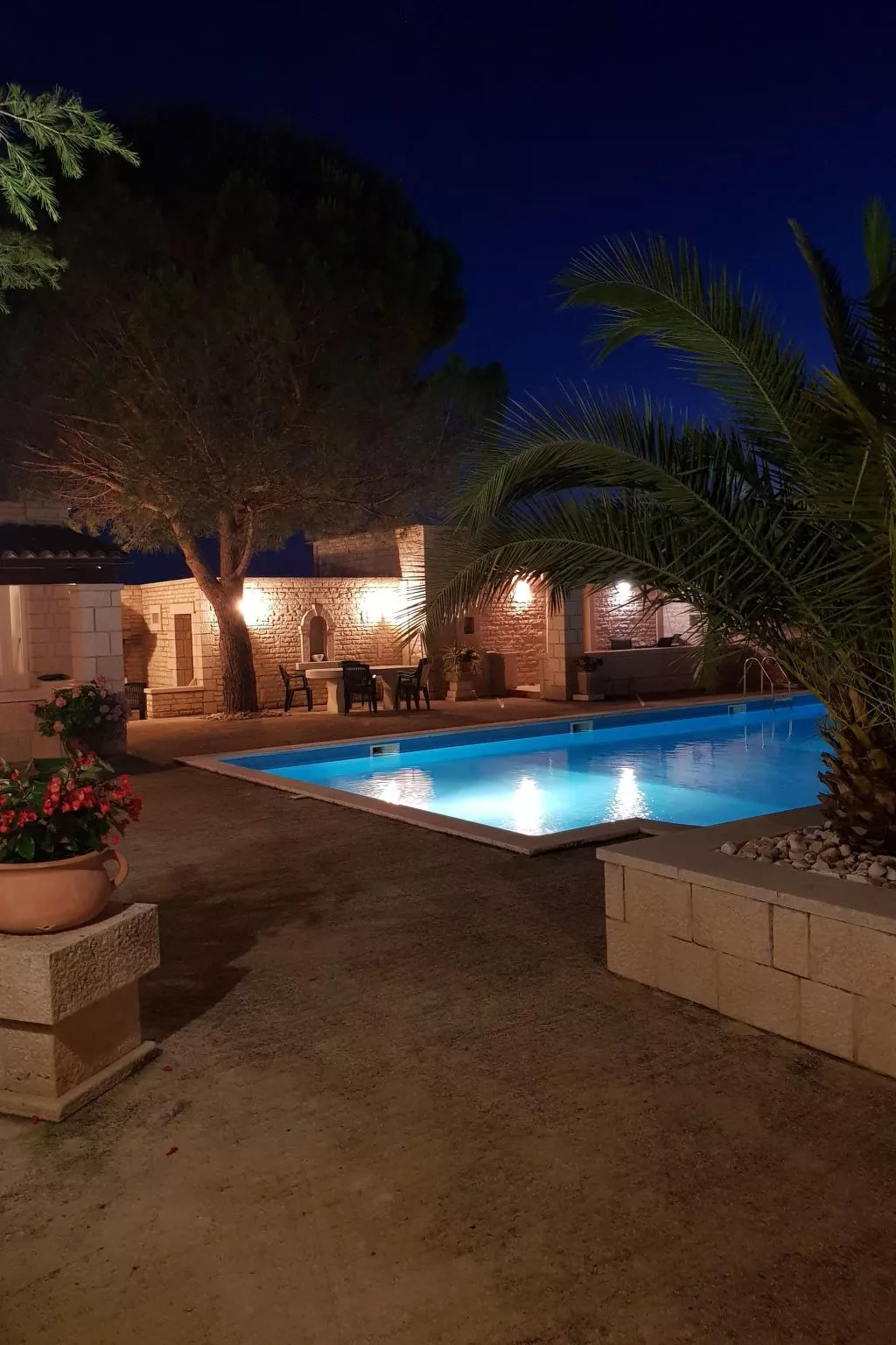 Wohnung mit Schwimmbad - Image-tags.info