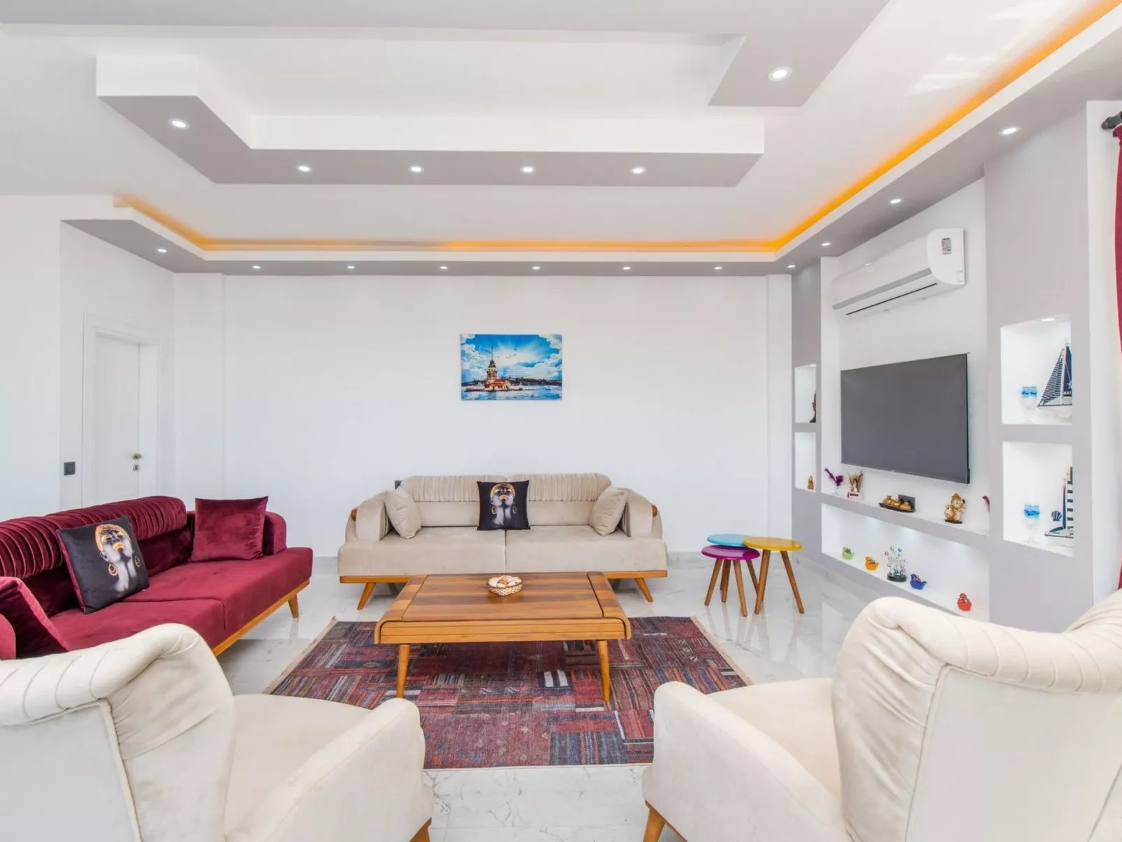 Villa Bajon mit Infinitypool und Meerblick - Binnen