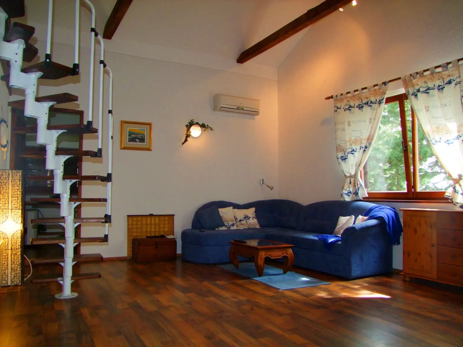 Mit Pool in Lukovo Sugarje - Binnen