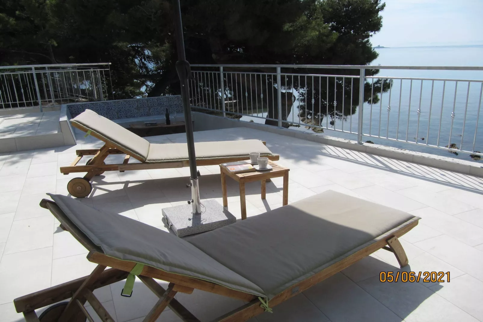 Beach House Nono - Four Bedroom Villa with Swimming Pool - Terras