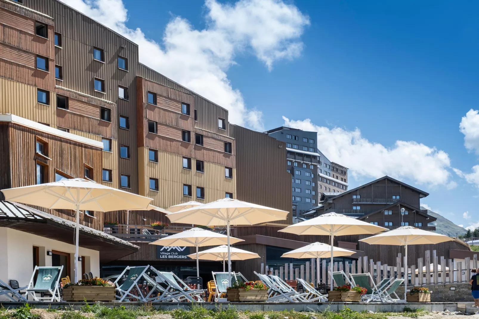 Les Bergers Chambre 2 personnes_C2 - Buitenkant zomer