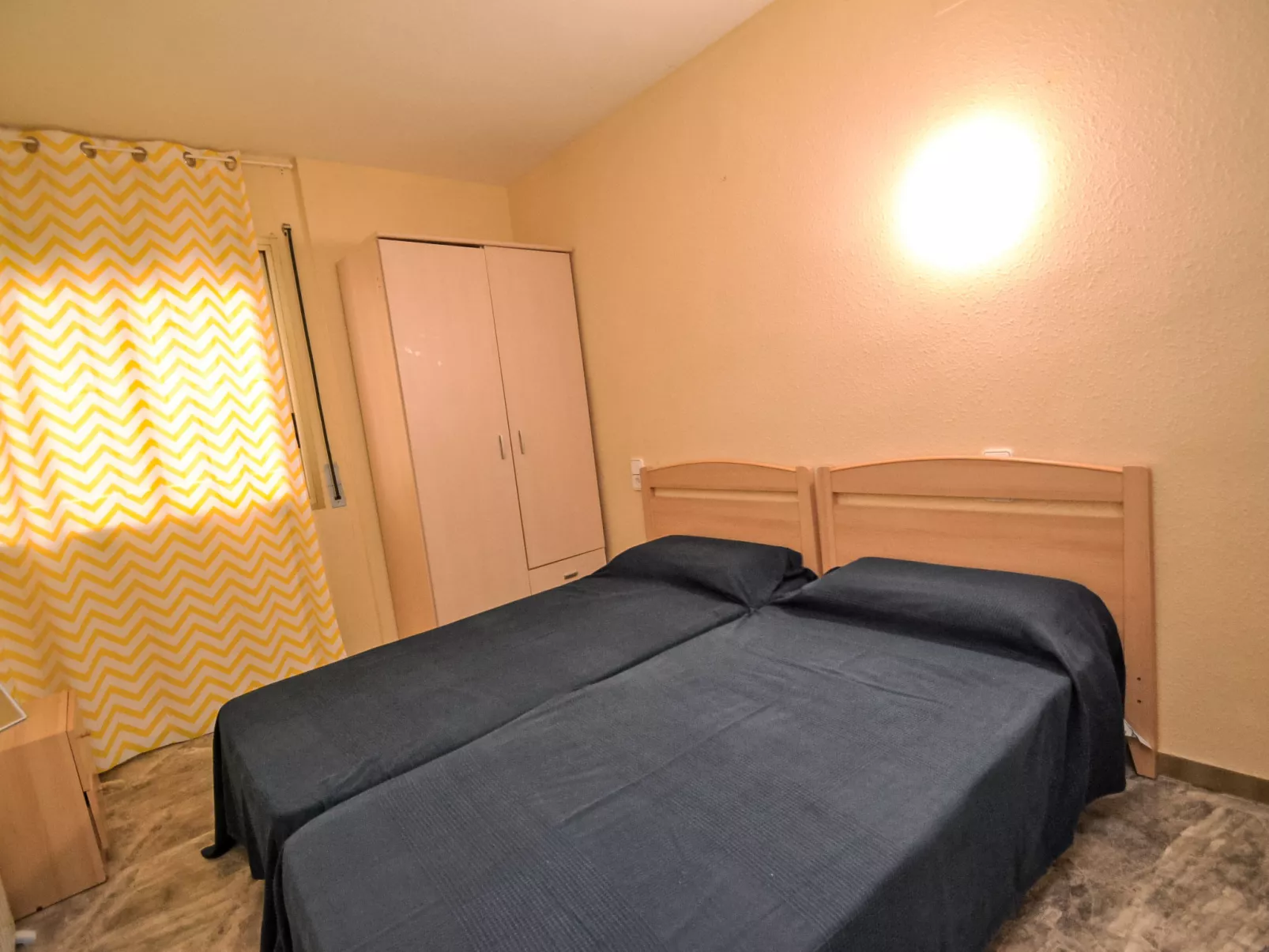 Cala Dorada - Binnen