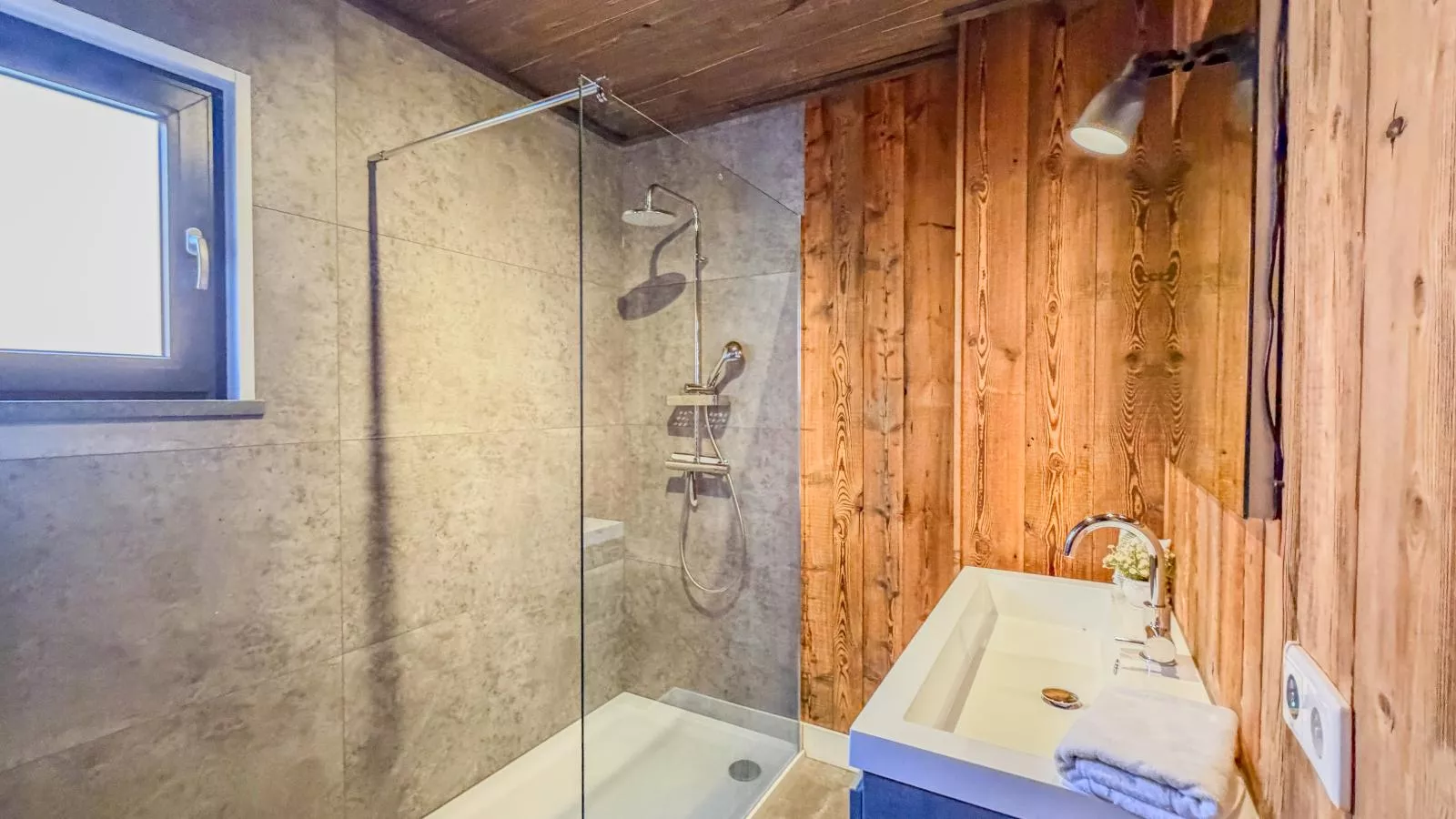 Am Afritzer See - Badkamer