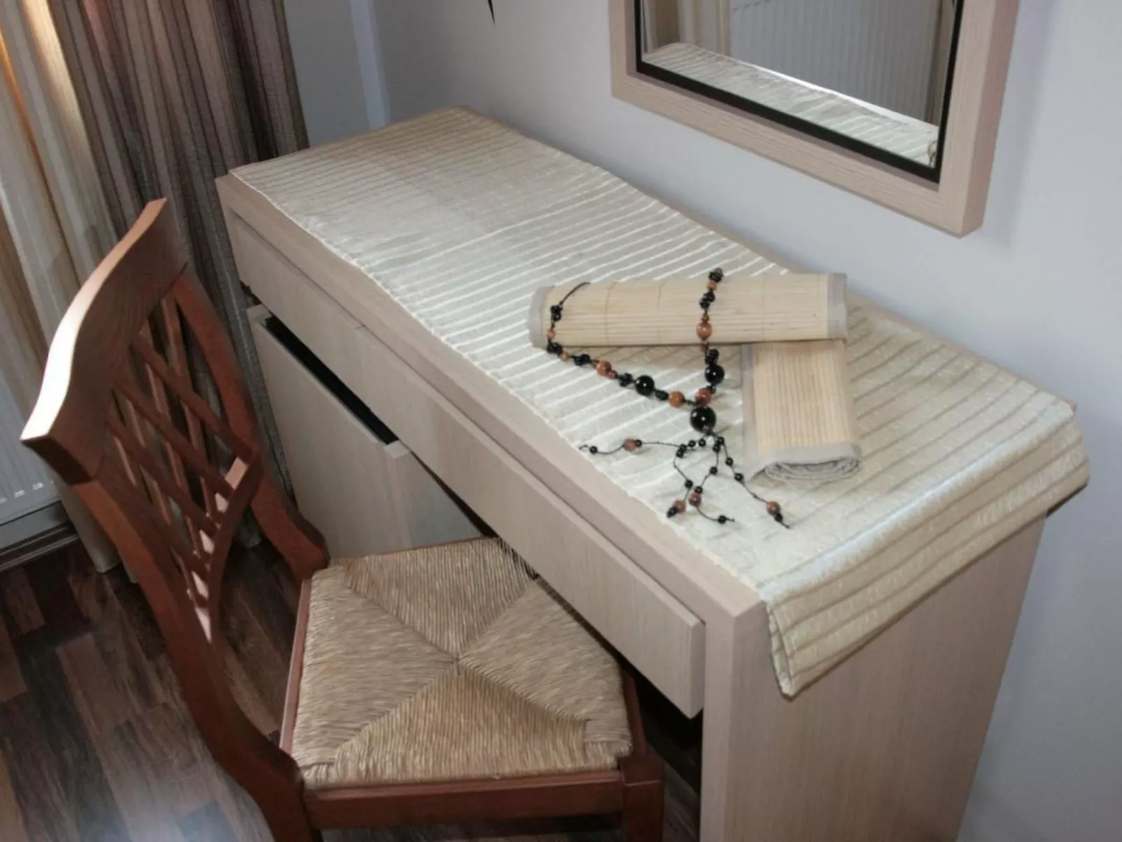 Wohnung in Rowy mit Grill, Terrasse, Parkplatz u - Binnen