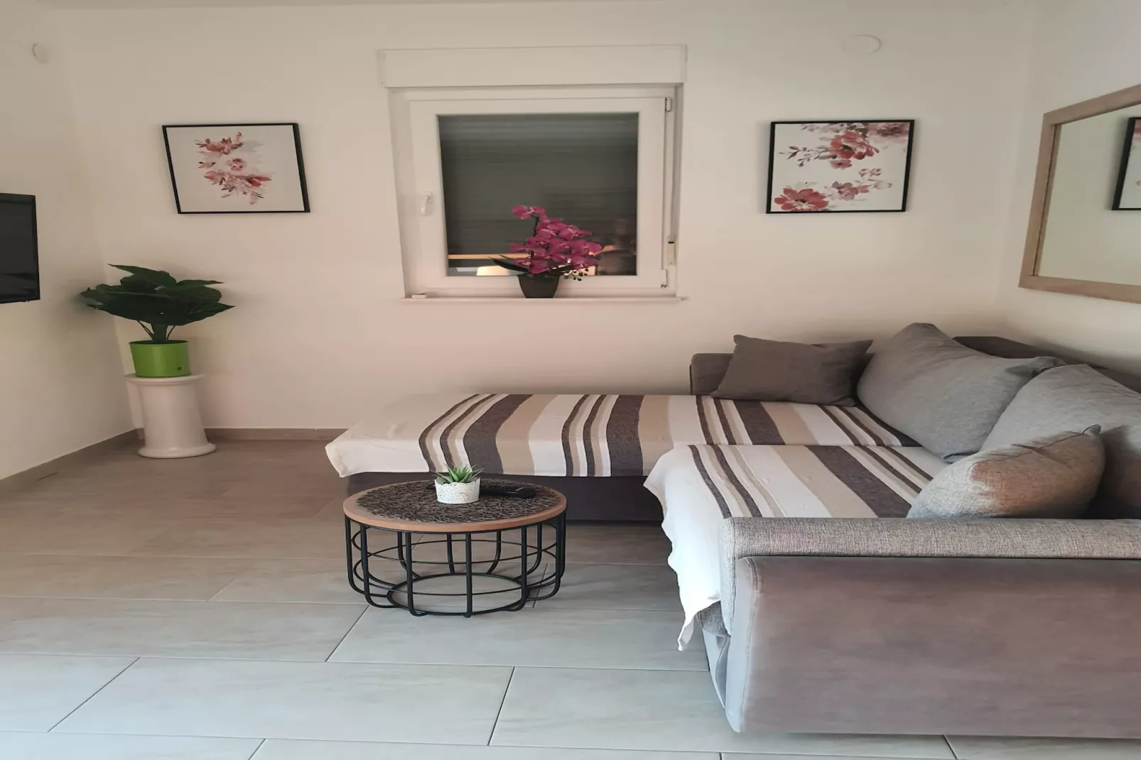 Villa Green Horizon with sea view - Woonkamer