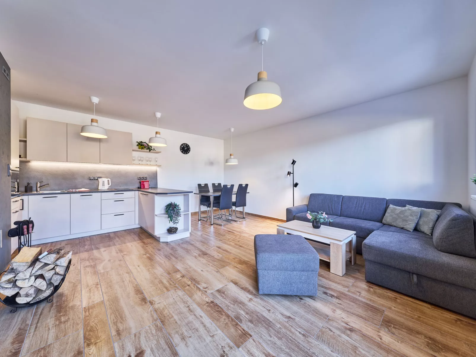 Ground Oasis with Terrace