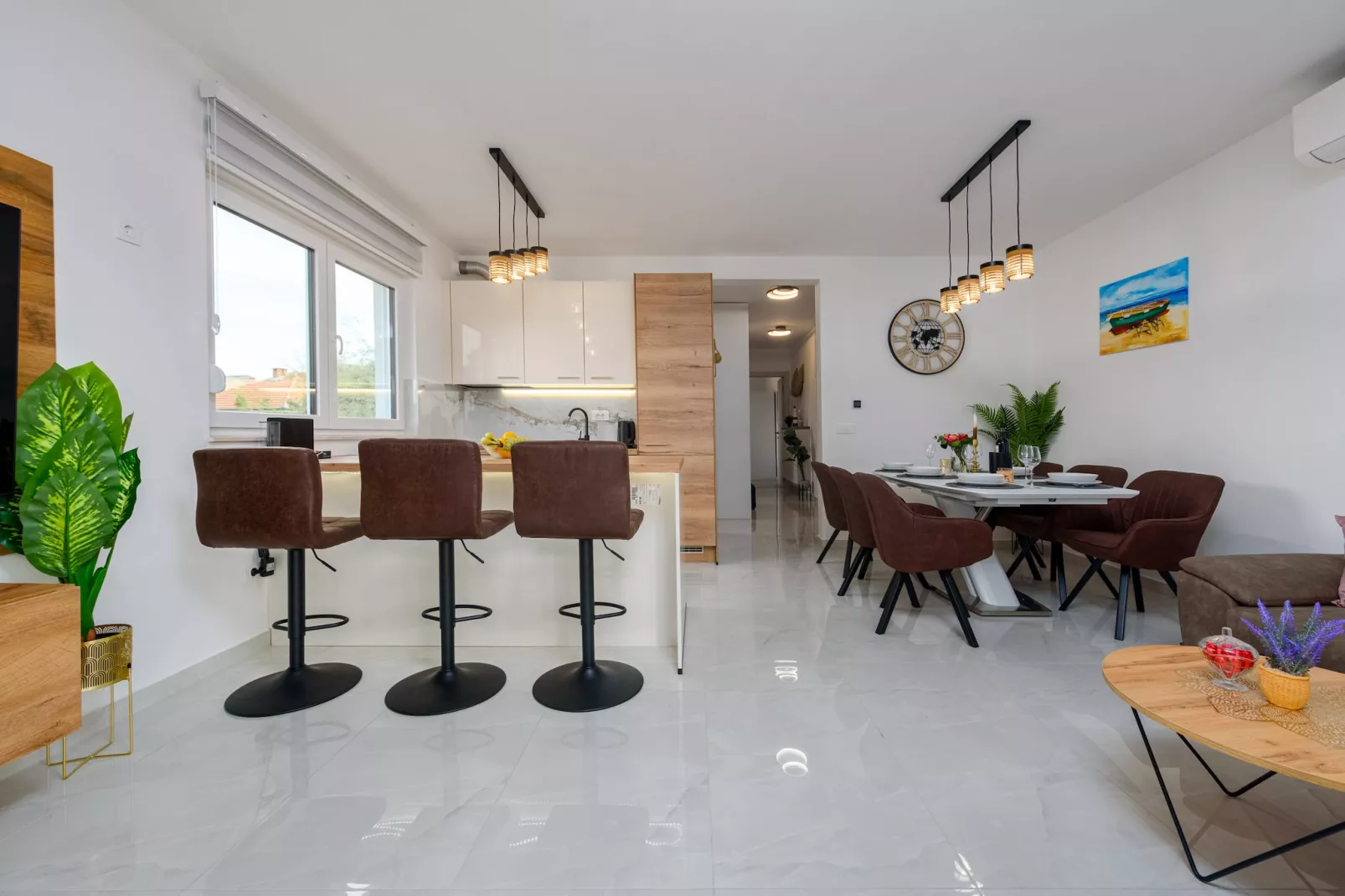 Deluxe apartment Anelle with jacuzzi - Eetkamer