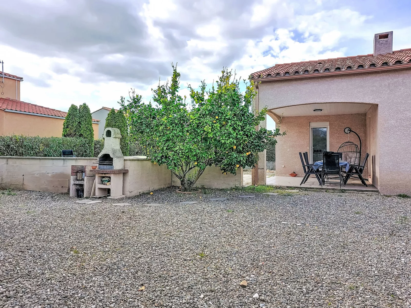 Villa Brouilla - Buiten