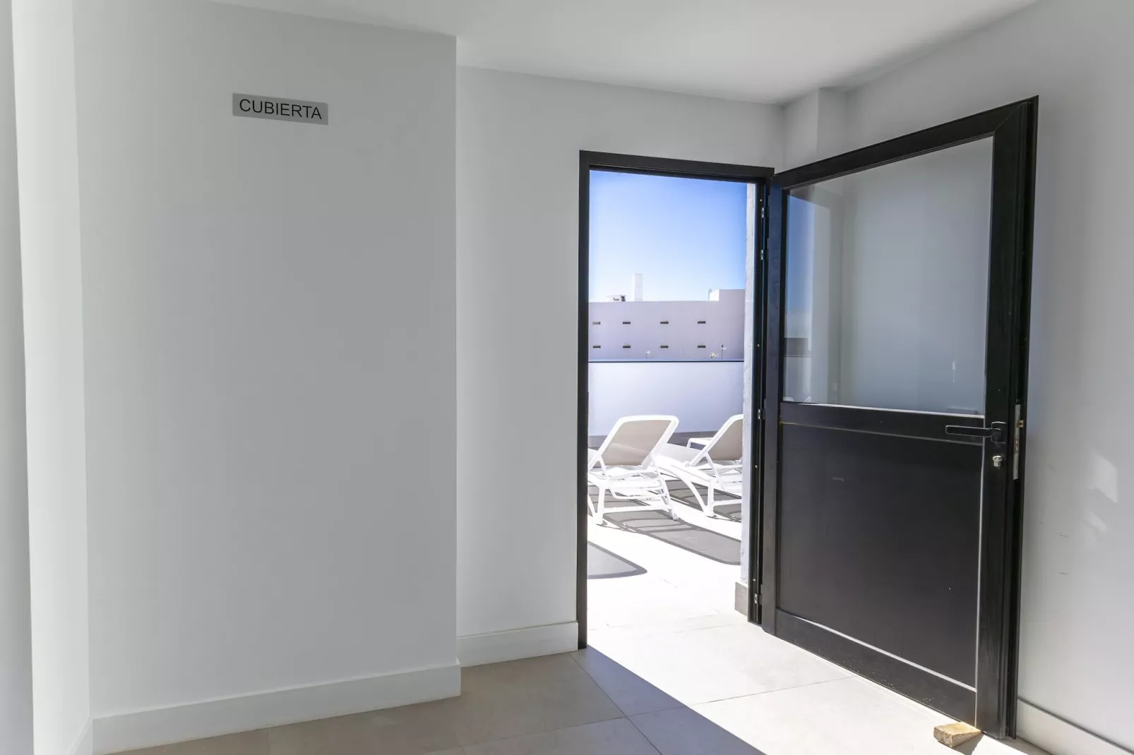 BRISAMAR V										 - Overloop