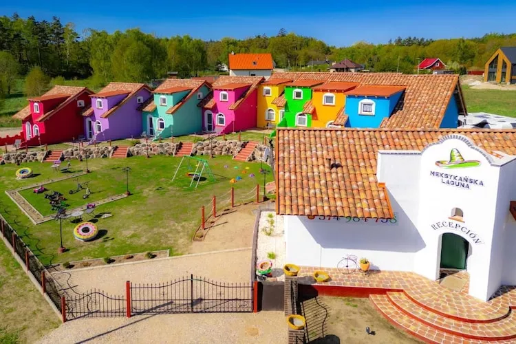 Domy wakacyjne dla max 6 osób w Dębinie - Tuinen zomer