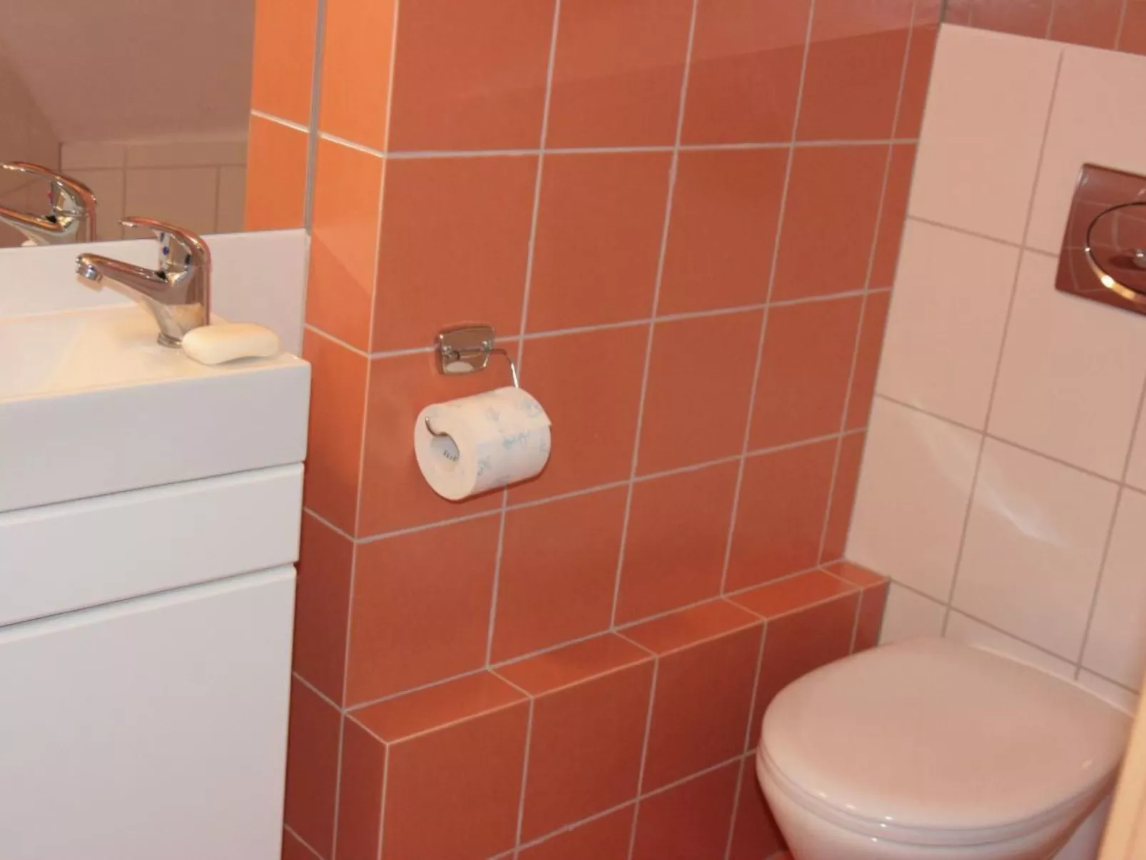 Wohnung in Rowy mit Grill, Terrasse, Parkplatz u - Binnen