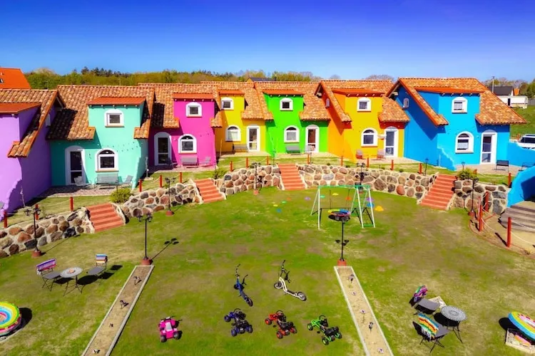 Domy wakacyjne dla max 6 osób w Dębinie - Tuinen zomer