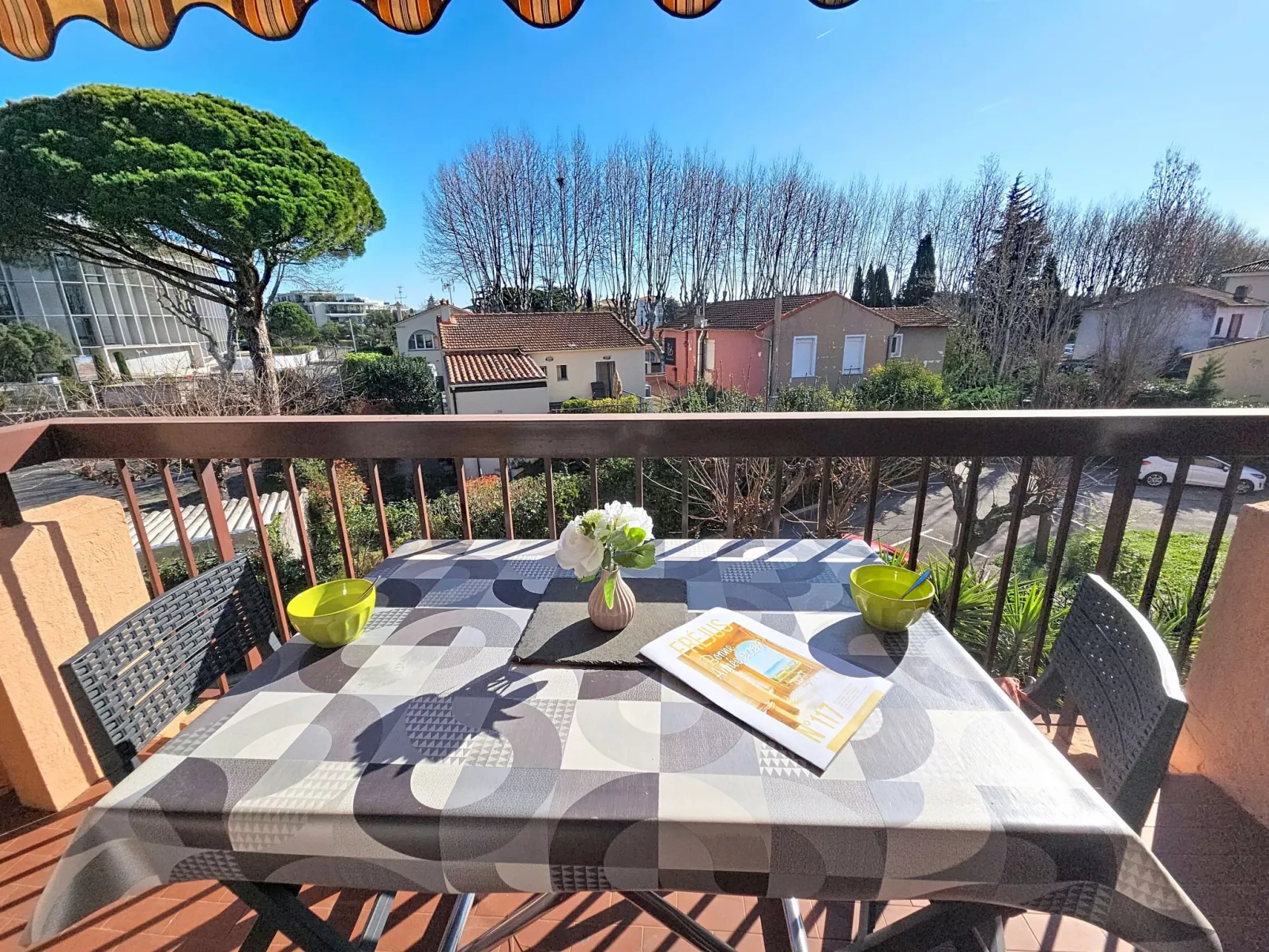 Les Flamants Roses - Buiten