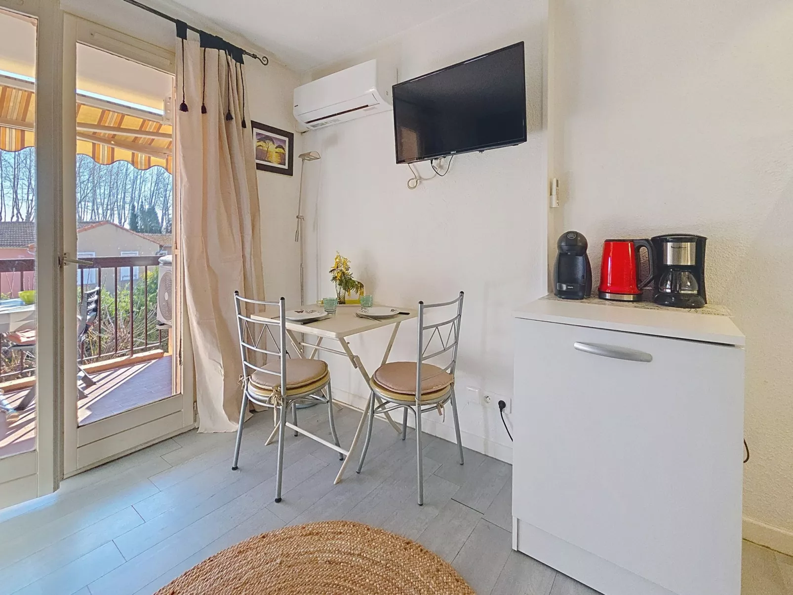 Les Flamants Roses - Binnen