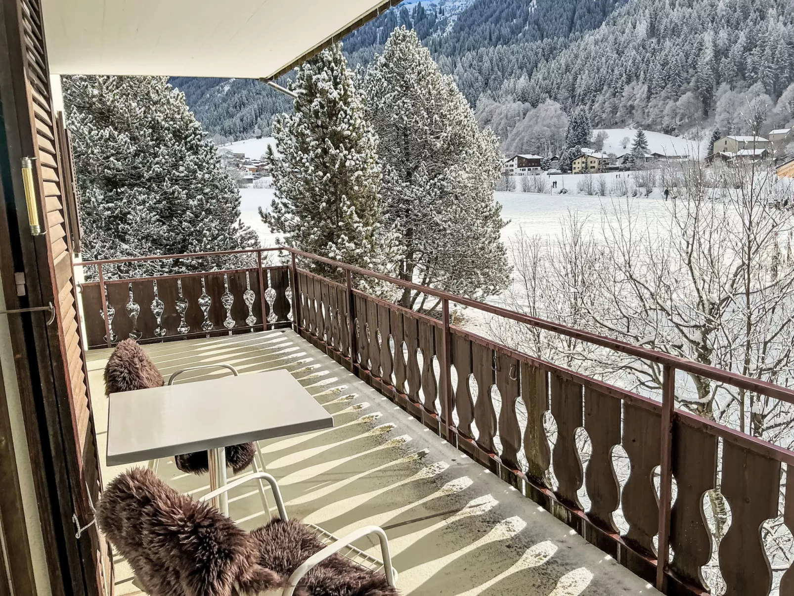 Paluedaklosters - Buiten