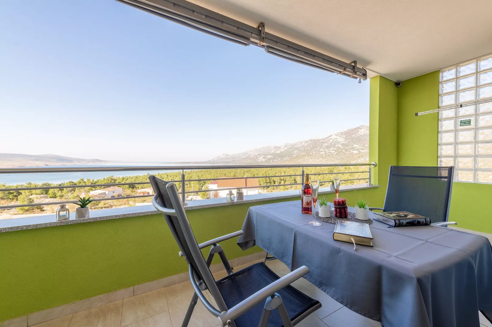 Villa Green Horizon with sea view - Terrasbalkon