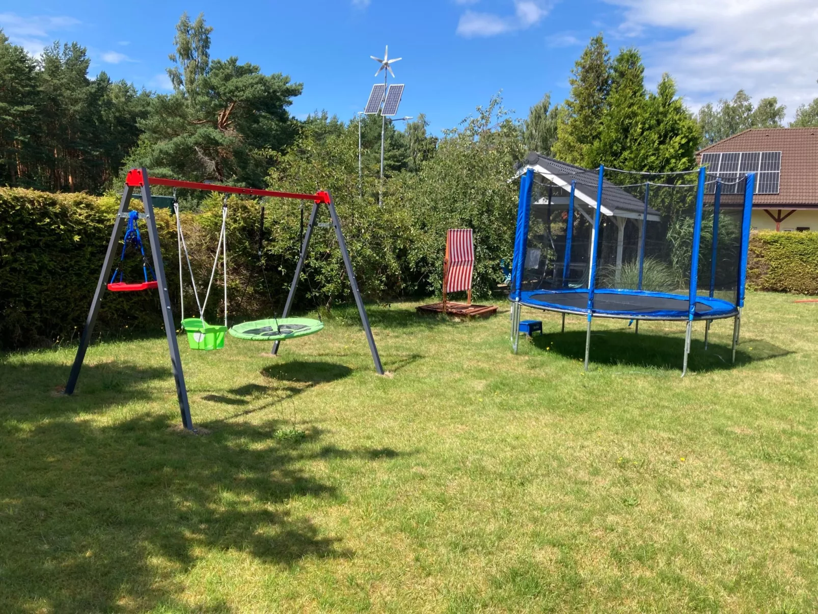 Gemütliche Wohnung in Rowy mit Terrasse, Grill, - Buiten