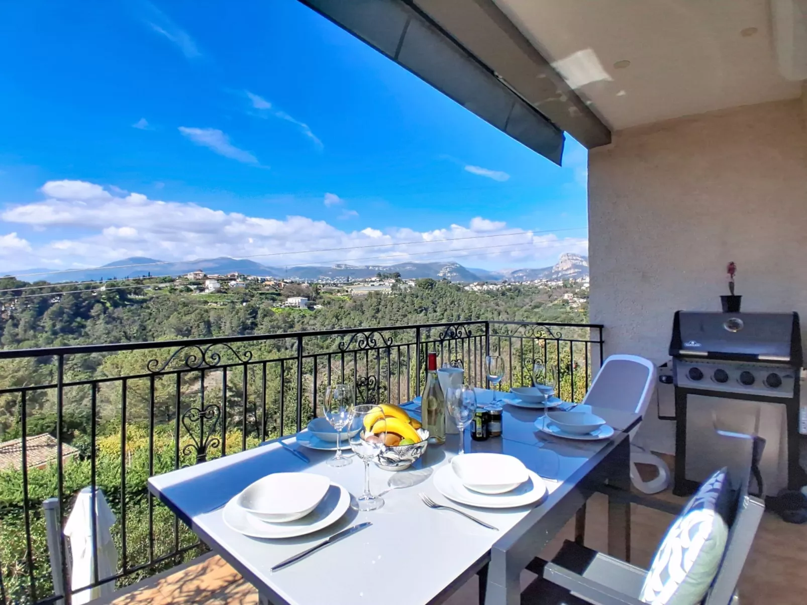 Domaine de l'Etoile - Buiten