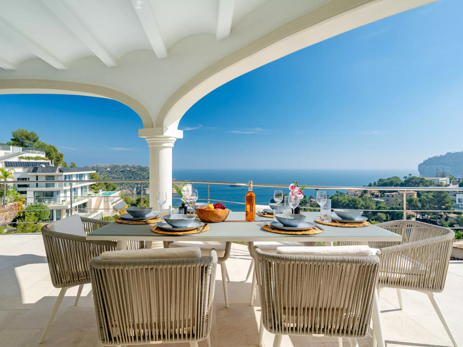 Tintorera Mar Azul - Buiten