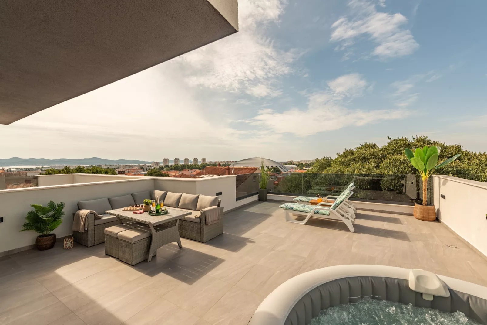 Deluxe apartment Anelle with jacuzzi - Terras