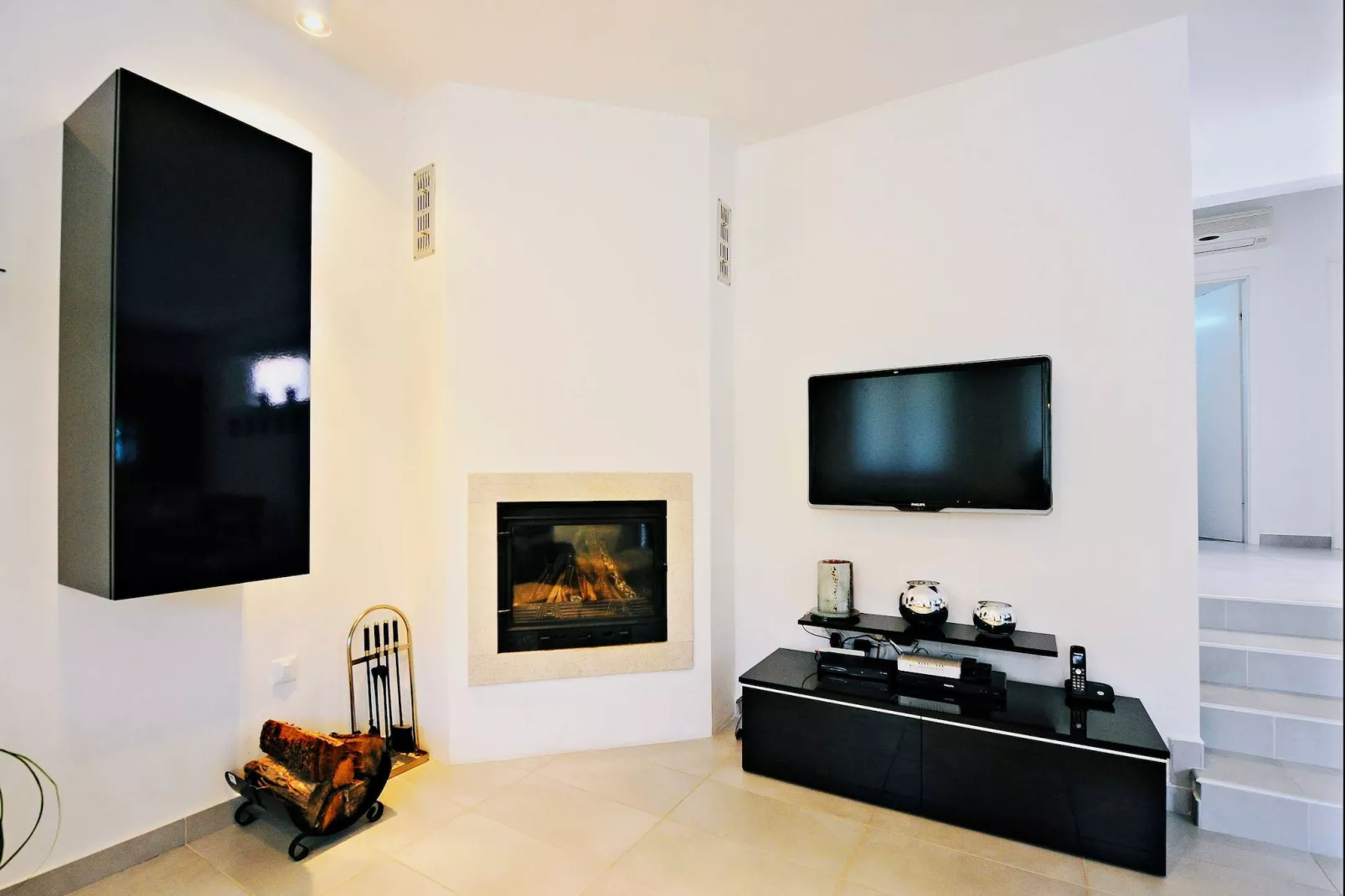 Villa Gea - Three Bedroom Villa with Swimming Pool