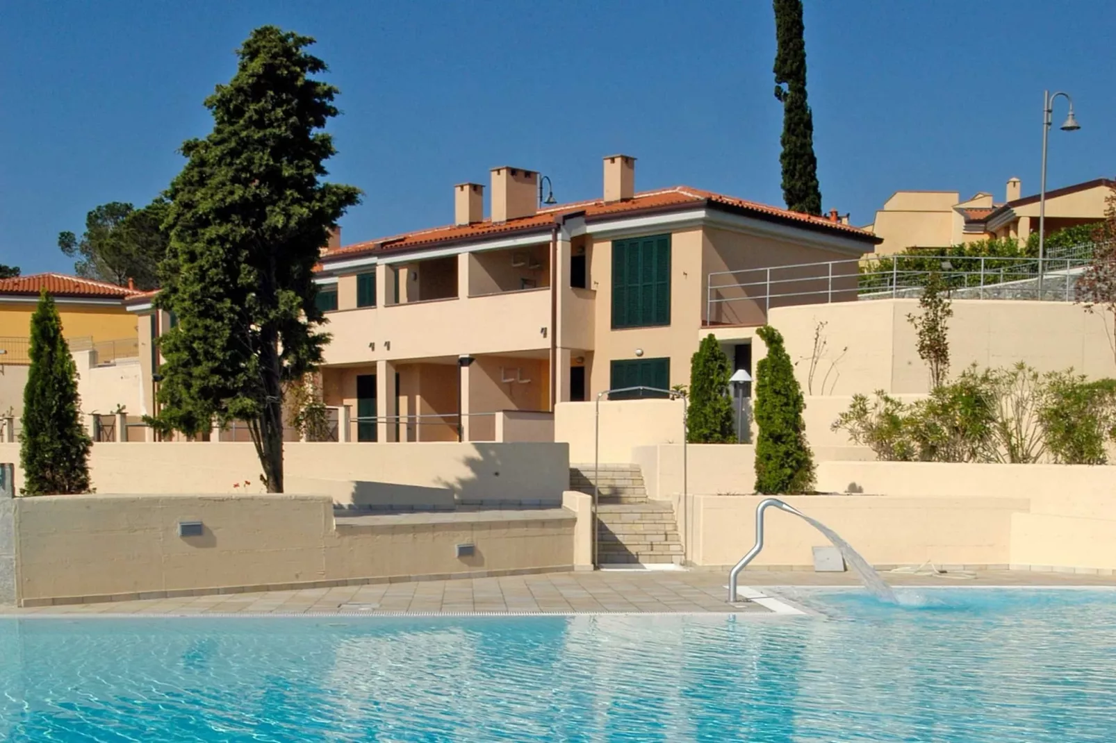 RESIDENCE VILLA BEUCA COGOLETO - TWO-ROOM APARTMENT 3 PAX B3