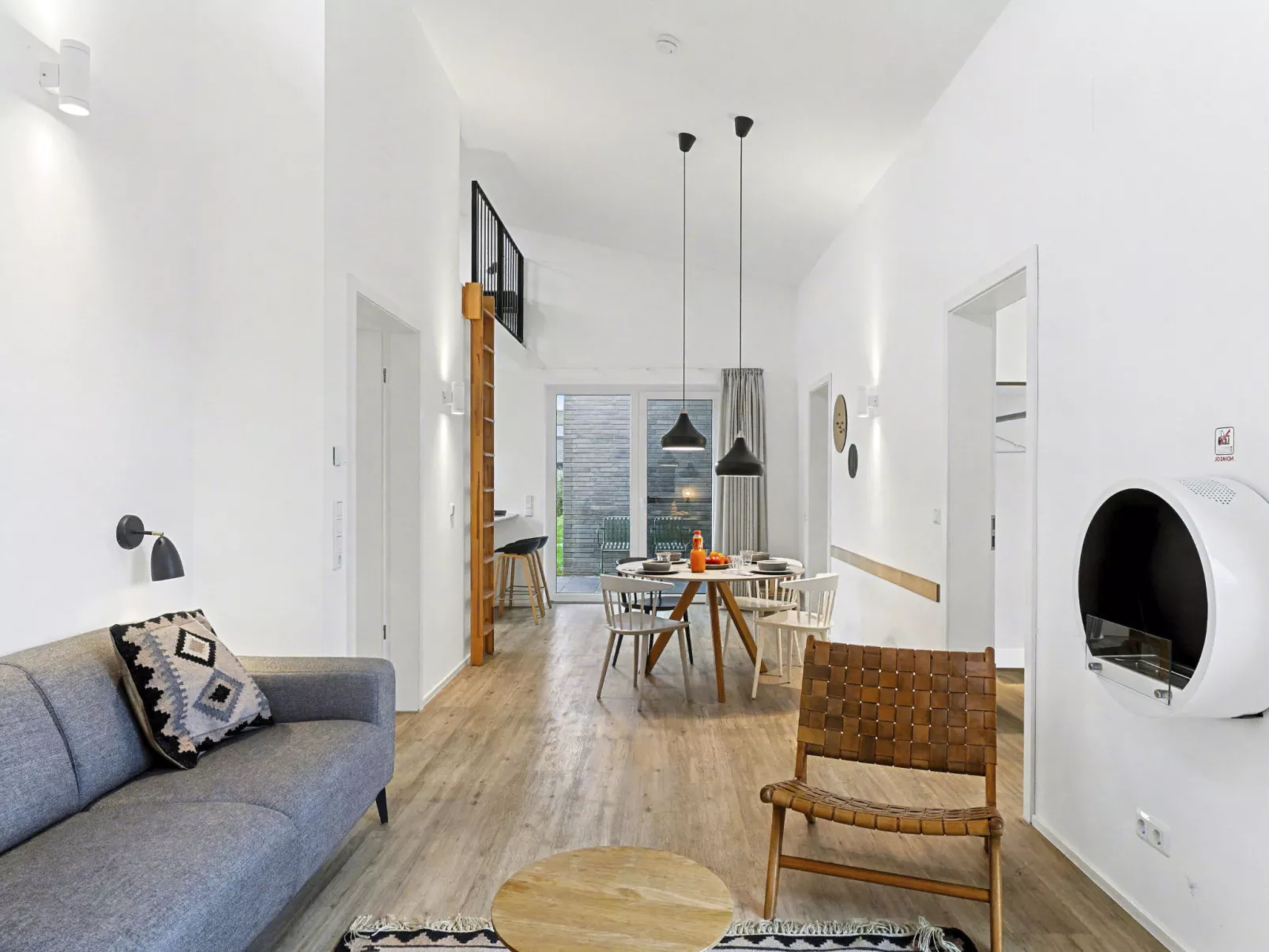 Sonnenwiese - Binnen