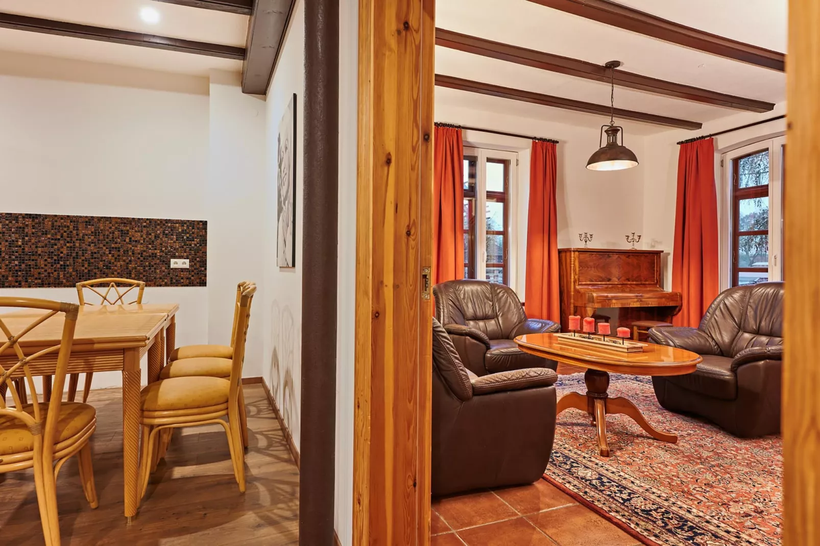 Haus Oliver 200 qm / 1-6 Personen - Woonkamer