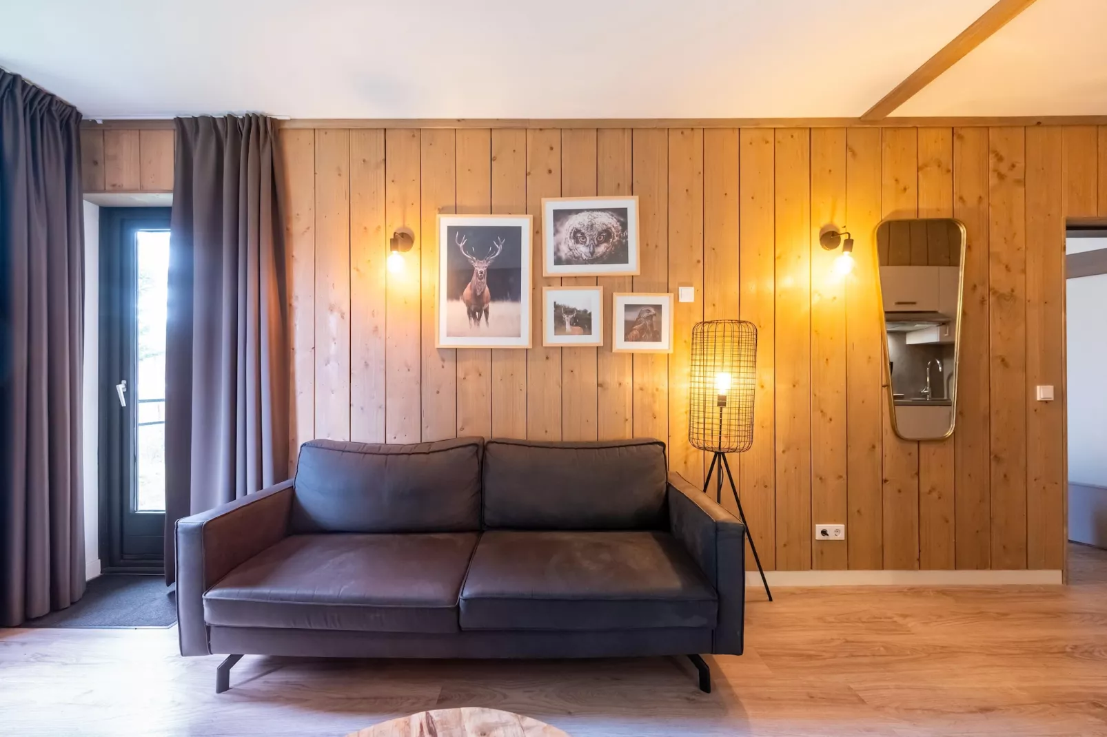Apartment Second Floor - Woonkamer