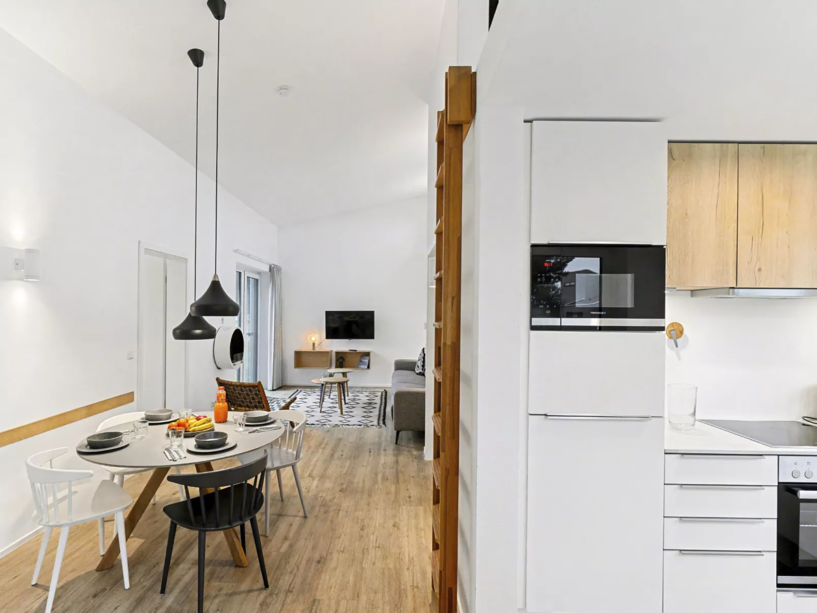 Sonnenwiese - Binnen