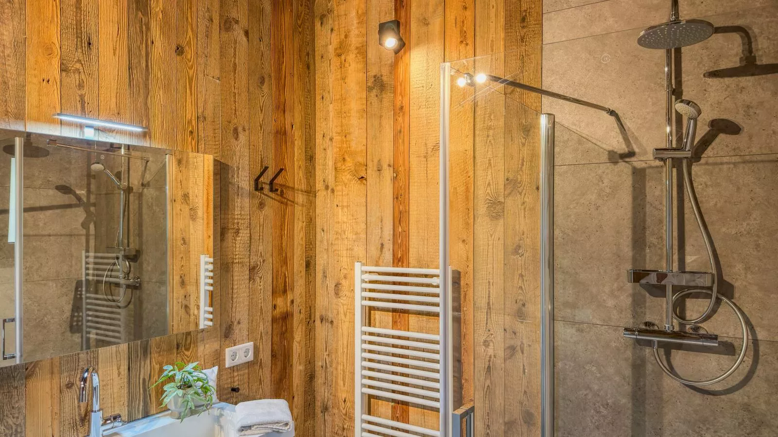 Seeblick am Afritzer See - Badkamer